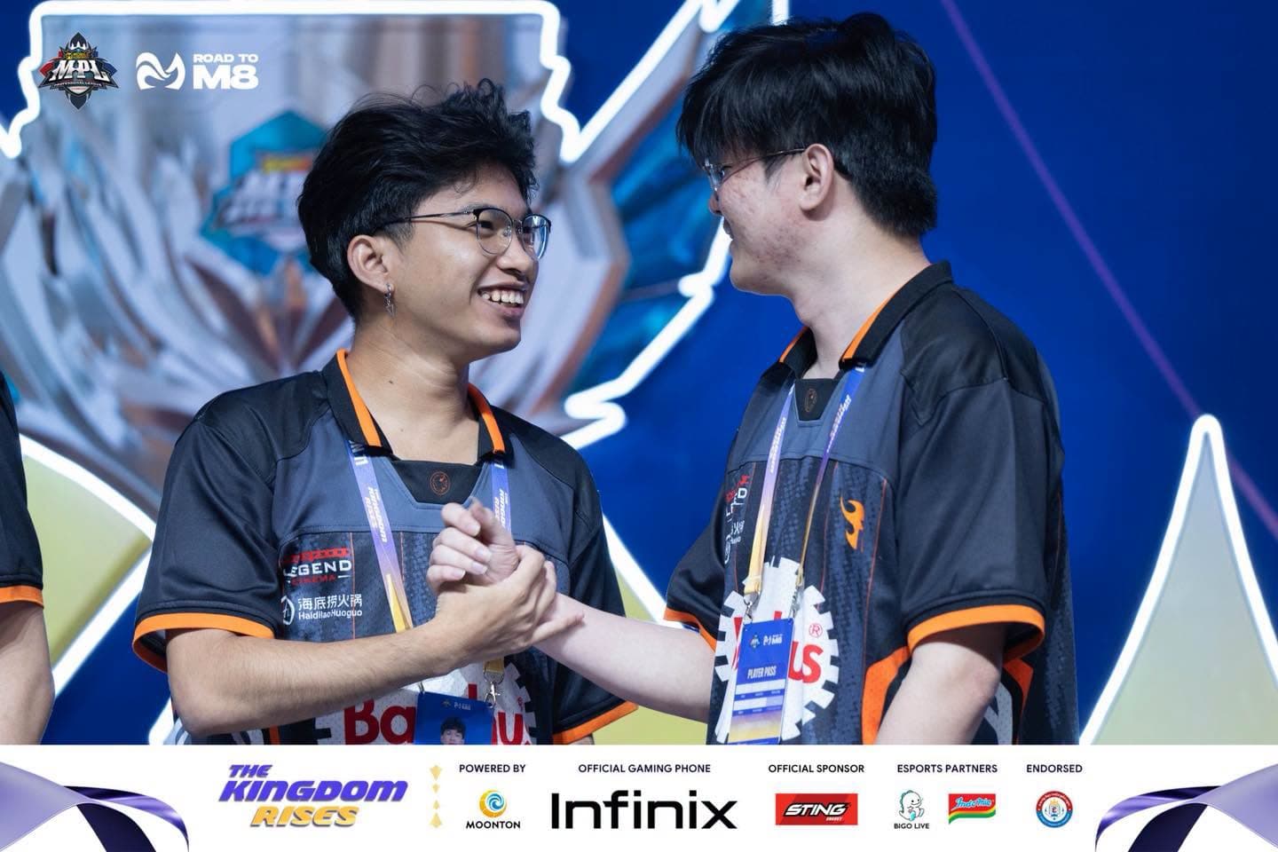 Team RVZ and Team Flash KH score sweeps in MPL Cambodia Week 2