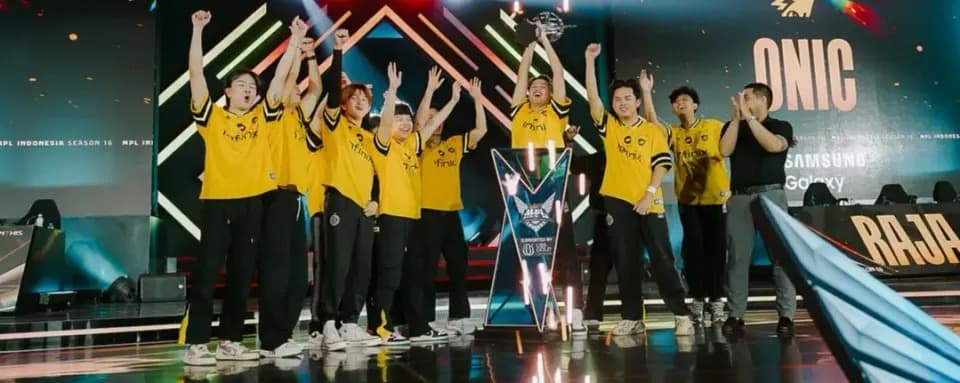 ONIC became champions of MPL Indonesia Season 16